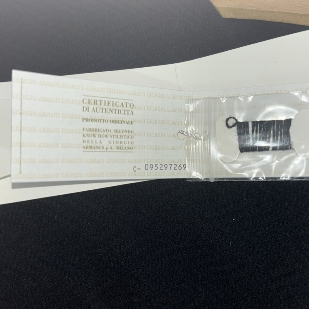 Armani collezioni 100% cashmere men’s shirt - Picture 8 of 9